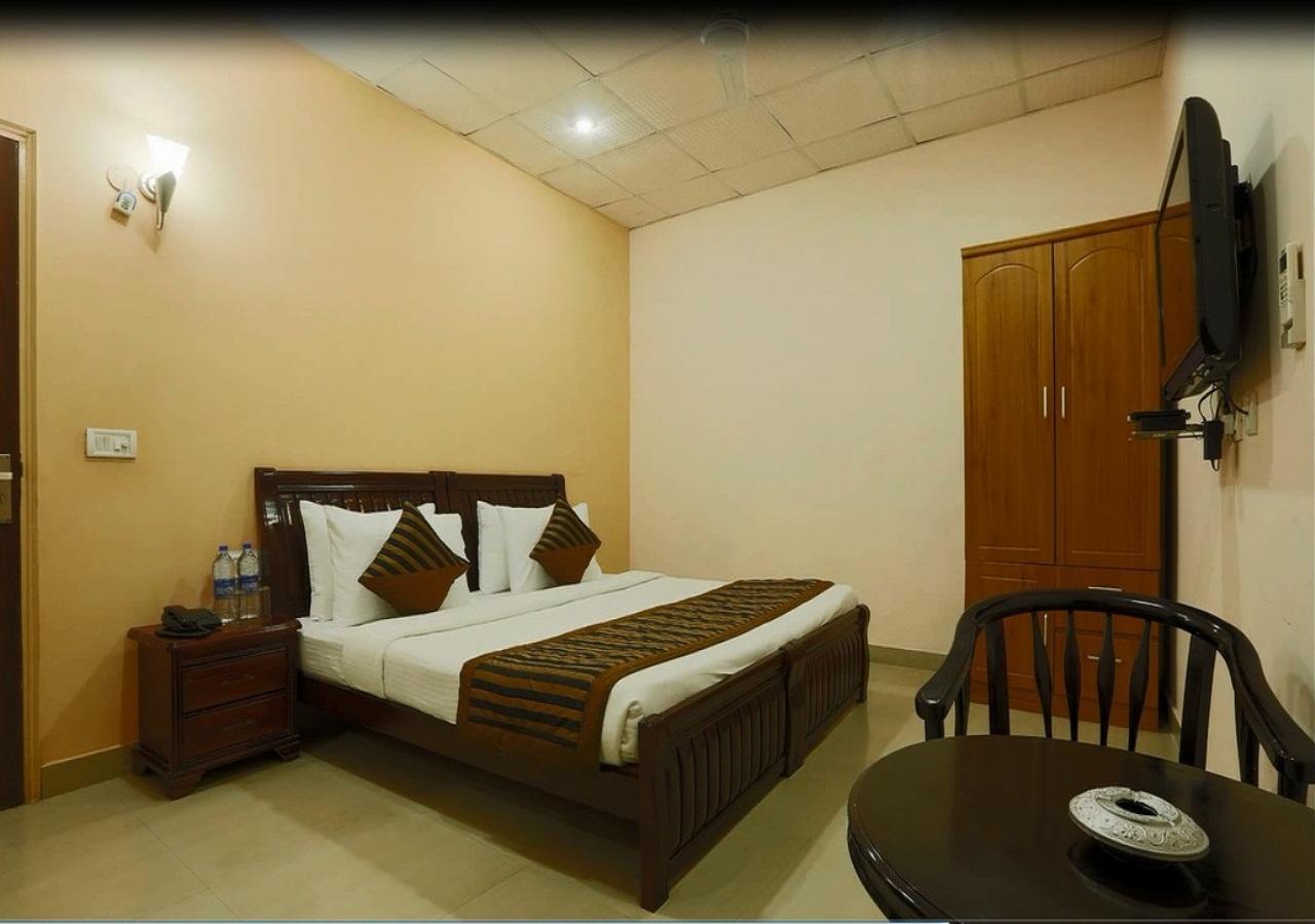 Hotel Green Lotus Dwarka Делі Номер фото